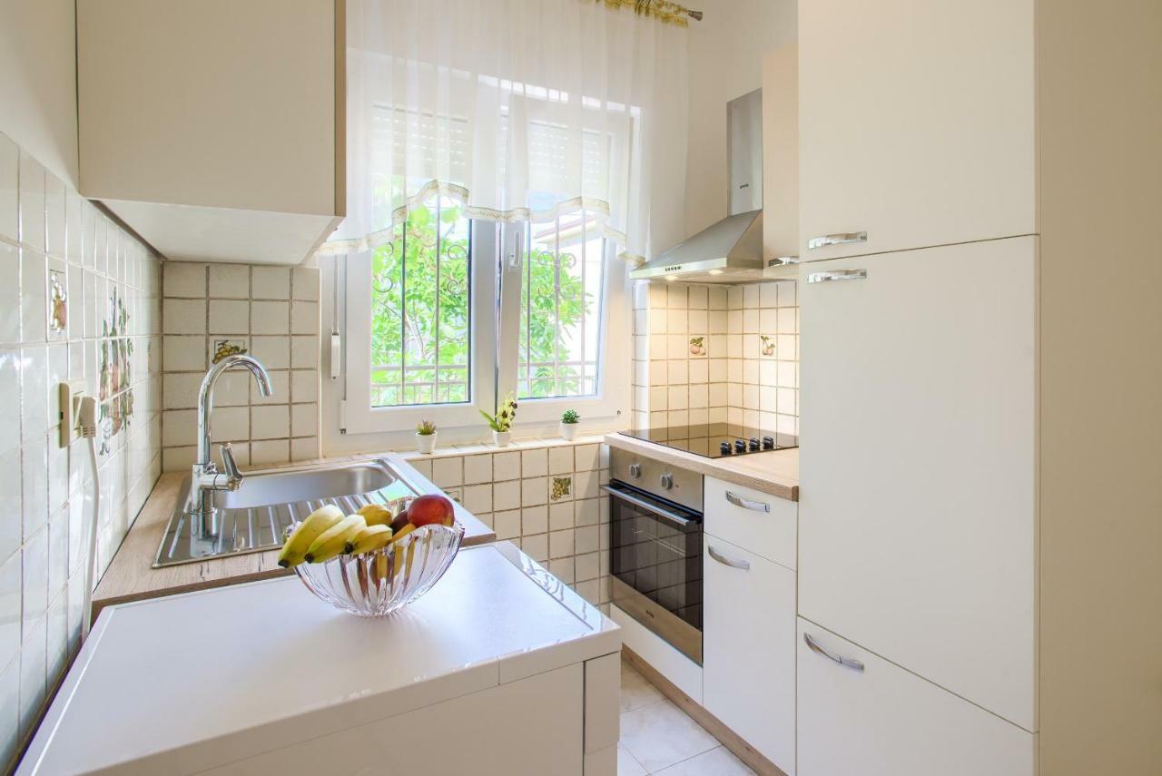 Apartman Paola Pula Bagian luar foto