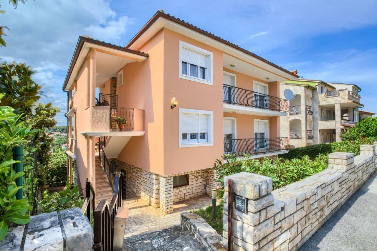 Apartman Paola Pula Bagian luar foto